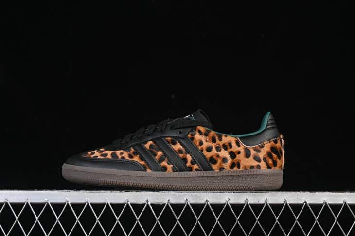 Picture of Adidas Samba _SKUfw21170289077498060fw
